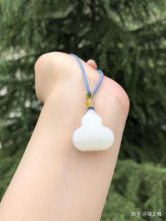 顶级和田玉是什么样?